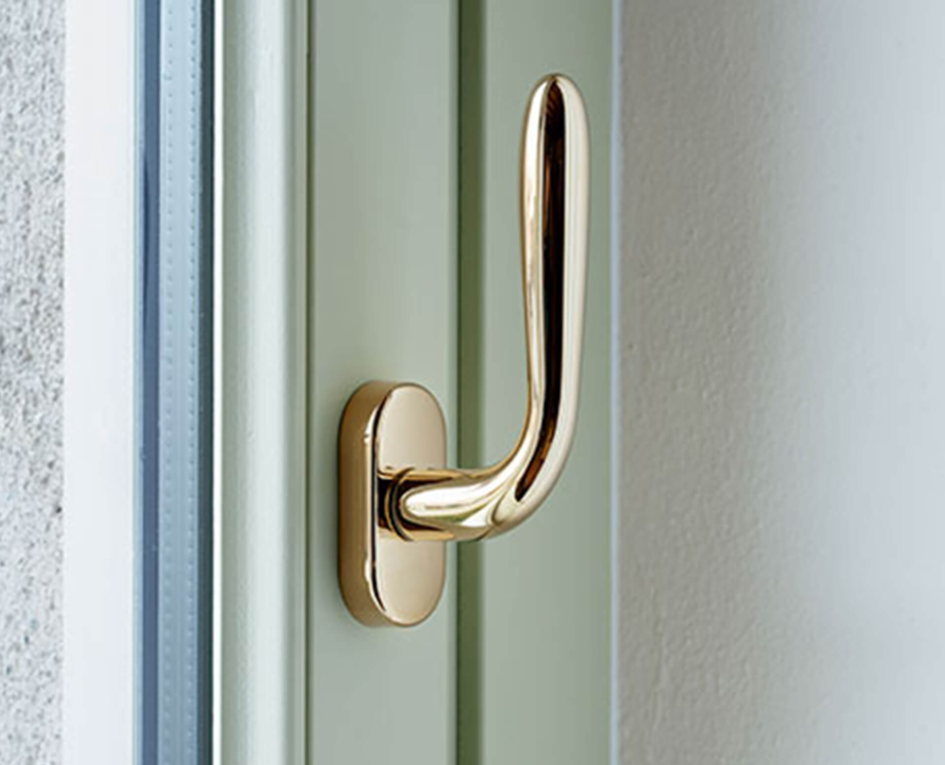 maniglie-finestre-in-legno-df-serramenti